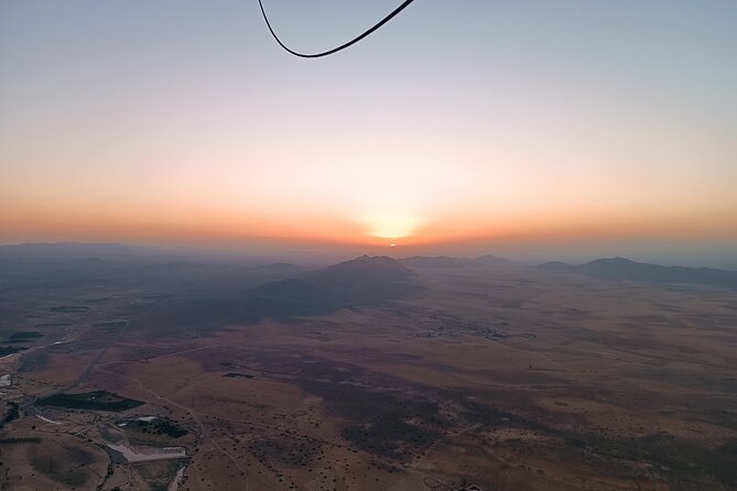 Hot air balloon flight to Marrakech in a small group. Breakfast - Safety briefing, takeoff, and how the flight time really feels