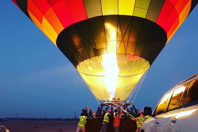 Hot Air Balloon Ride Over Dubai Desert inlcuding Transfers - A 3:30 a.m. Start That Actually Matches the Sunrise