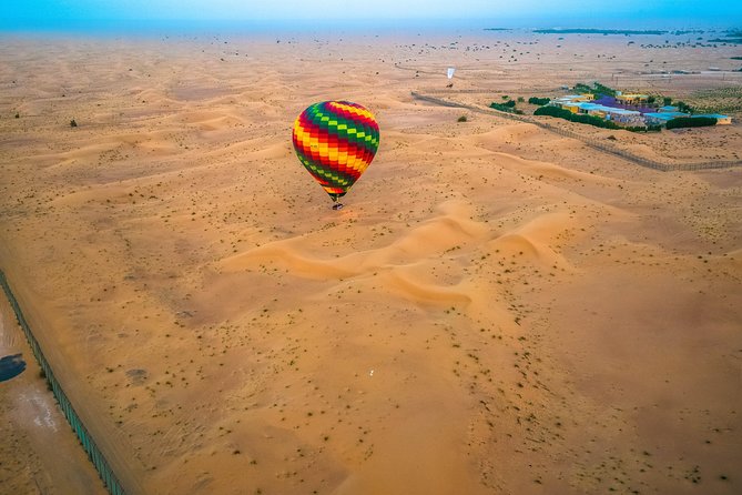 Hot Air Balloon Ride Over Dubai Desert inlcuding Transfers - The Balloon Ride Feeling: Calm in the Air, Real at Landing