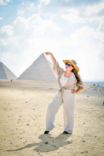 Hurghada: Cairo Pyramids, Sphinx & Egyptian Museum Day Trip - The air-conditioned van ride: comfort, stops, and “yes, it’s a long day”
