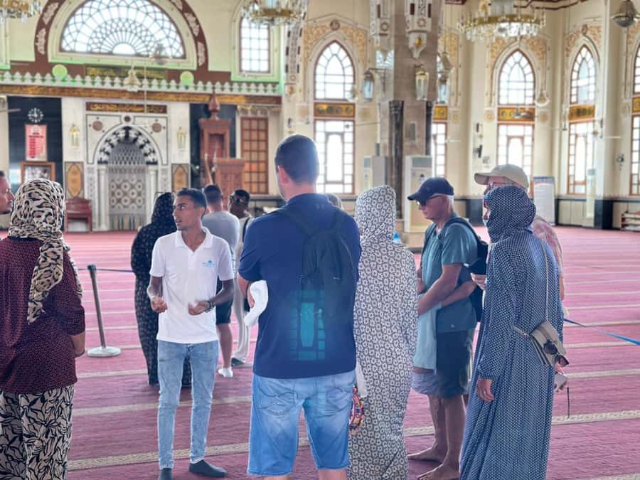 Hurghada: City Guided Tour with Local Market Stop - Al Mina Mosque: A Big Mosque You Can Appreciate Without a Seminar