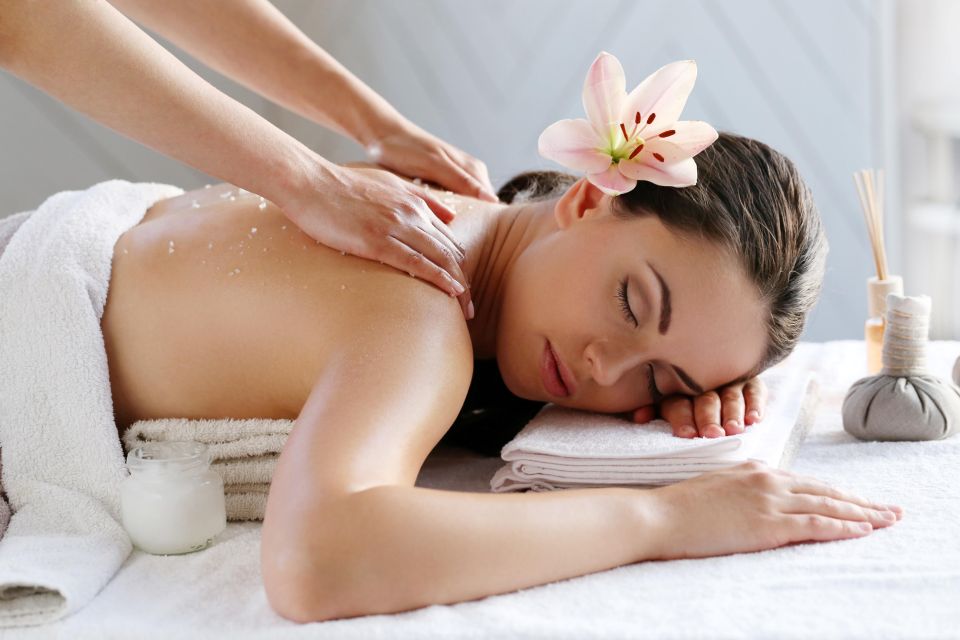 Hurghada: Cleopatra Plus Spa, Massage, Shared Tour - Hotel Transfers and Arrival Routine: Tang Juice, Lockers, and Timing