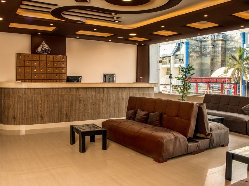 Hurghada: Cleopatra Spa and Massage - Turkish bath part: foam massage, scrub options, and face clay mask