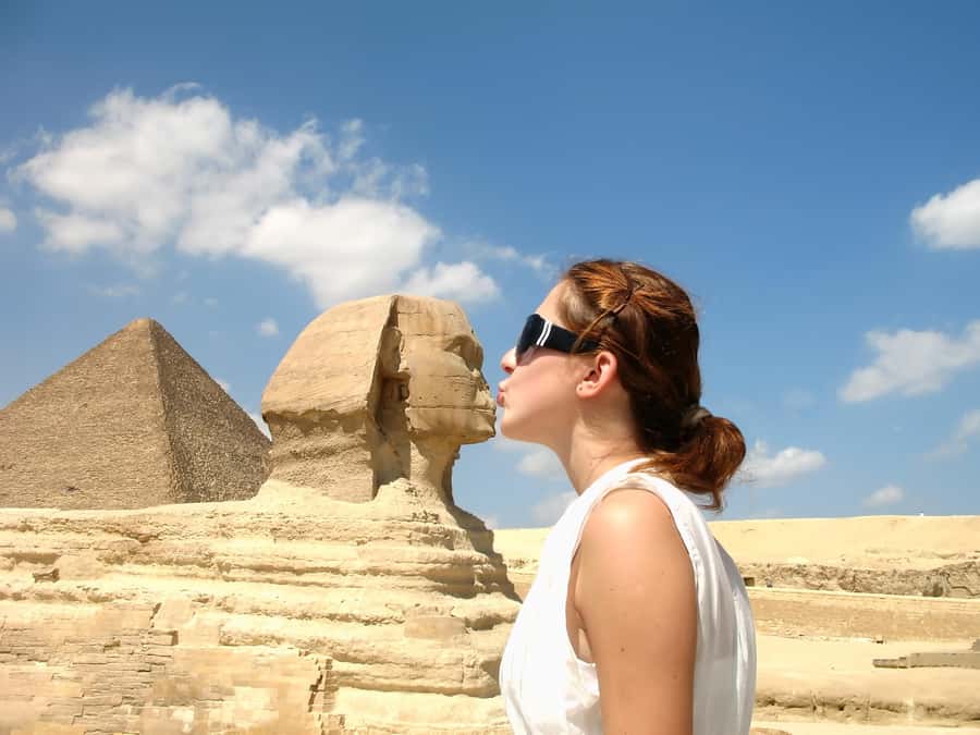 Hurghada: Full-Day Trip to Cairo by Plane - Should You Choose the Great Pyramid Interior Option?