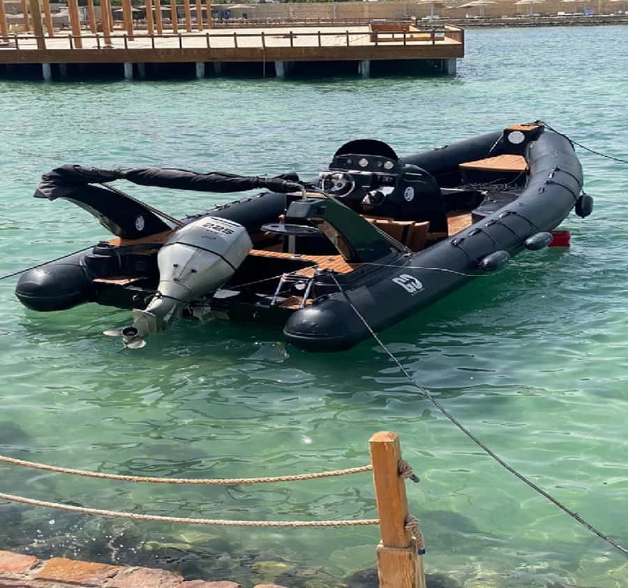 Hurghada: Giftun Island Orange Bay Speedboat Cruise & Lunch - Guides and crew: why the experience feels personal