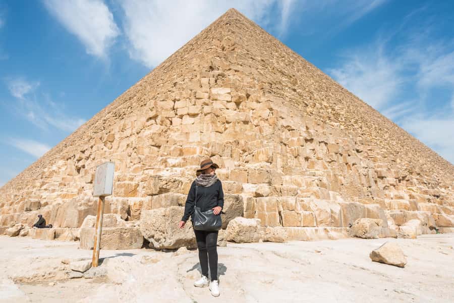 Hurghada: Grand Egyptian Museum, Pyramids & Sphinx Day Tour - The Guides: The Difference Between Seeing and Understanding
