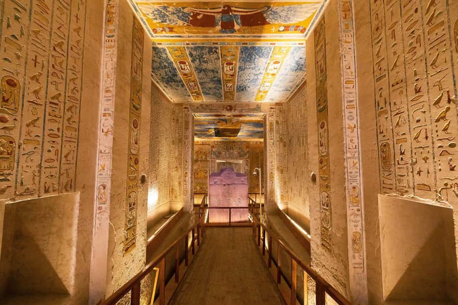 Hurghada: Luxor Highlights & King Tut Tomb Tour with Lunch - Key moments that make this tour worth it