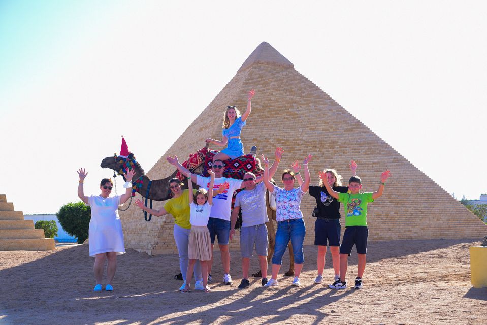 Hurghada: Mini Egypt Park Entry Ticket, Tour, and Transfers - Photo tips that actually work (and why guides help so much)
