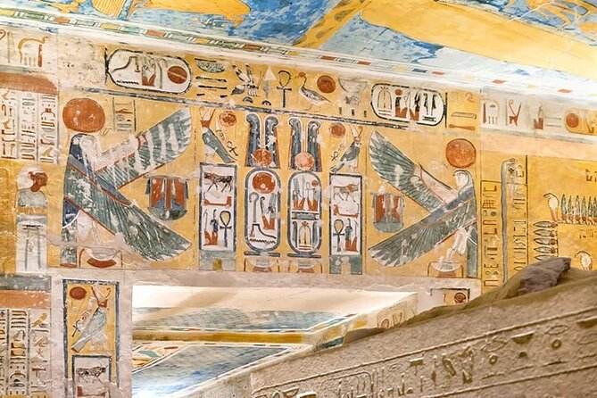 Hurghada: Over Day Tour to Luxor & Balloon Ride & Felucca - Karnak Temple: the scale game, explained by your guide