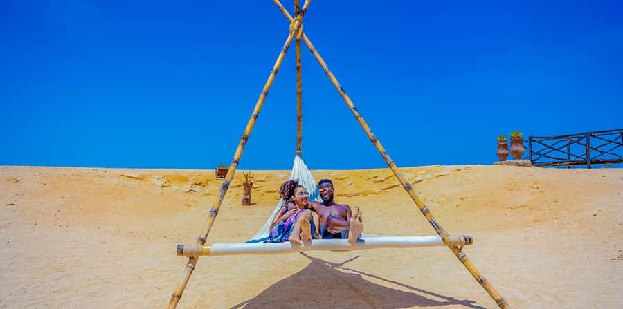Hurghada: Paradise Speedboat w/ Optional Snorkeling & Lunch - Snorkeling stop: Gear, safety support, and how to enjoy the hour