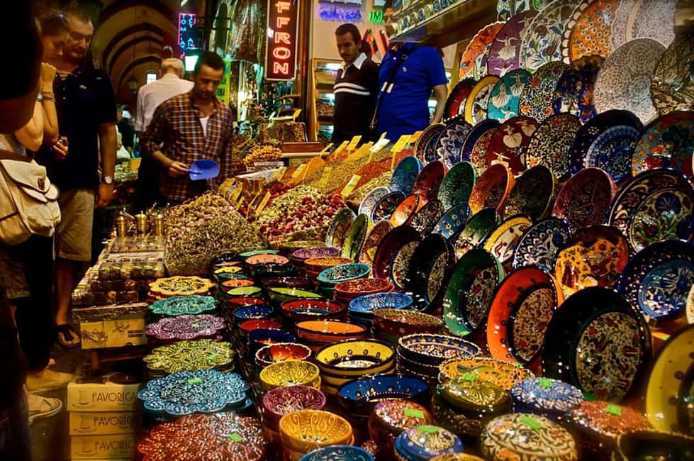 Hurghada: Private or Shared City Tour with Guide & Shopping - Mosque and Church Stops: More Than Photo Ops