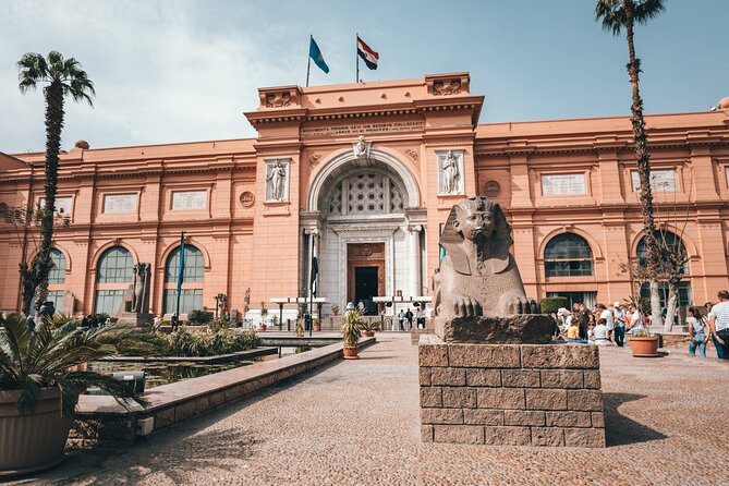 Hurghada Pyramids & Museum Small Group Tour by Van - Optional upgrades: Nile cruise and inside the Great Pyramid