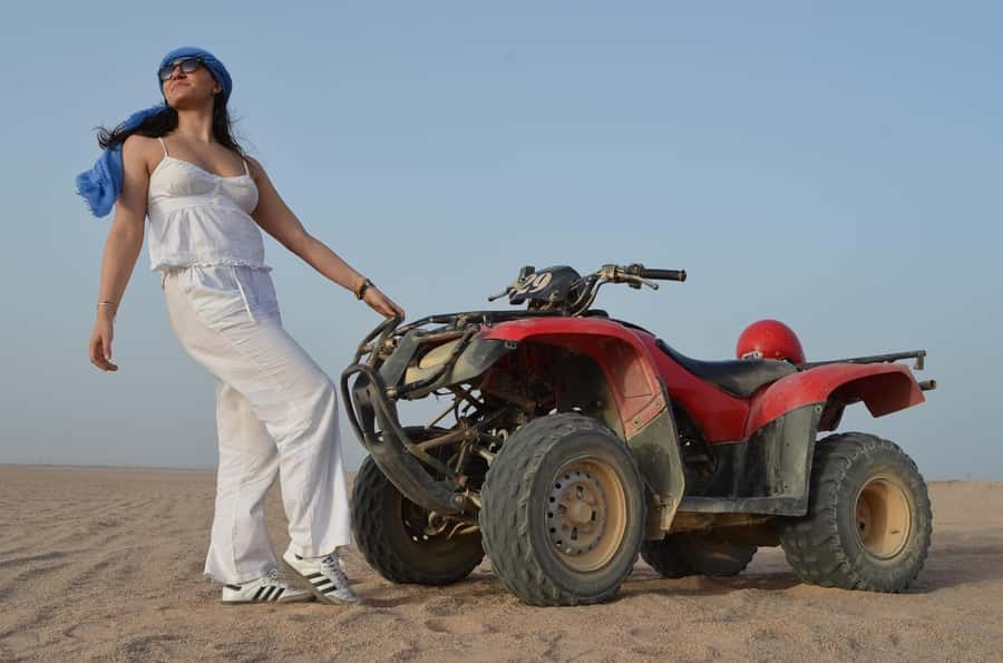 Hurghada: Quad and Buggy Safari with Dinner and Show - Photos, scarves, fees, and the sand problem you can’t ignore