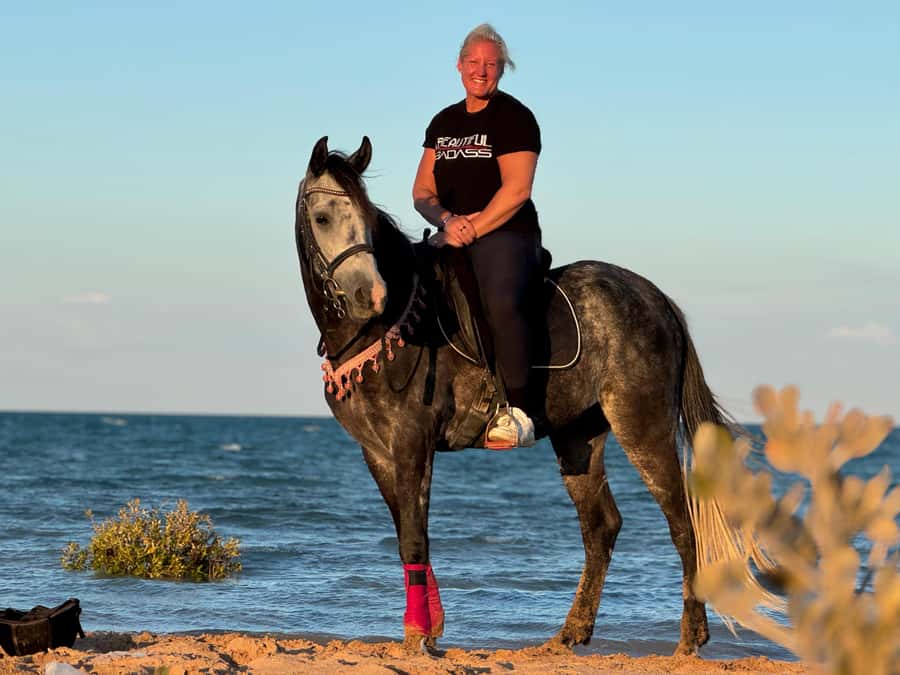 Hurghada: Sea & Desert Horse Riding tour/w Swimming&Transfer - The seasonal sea swimming option in Hurghada’s warm months