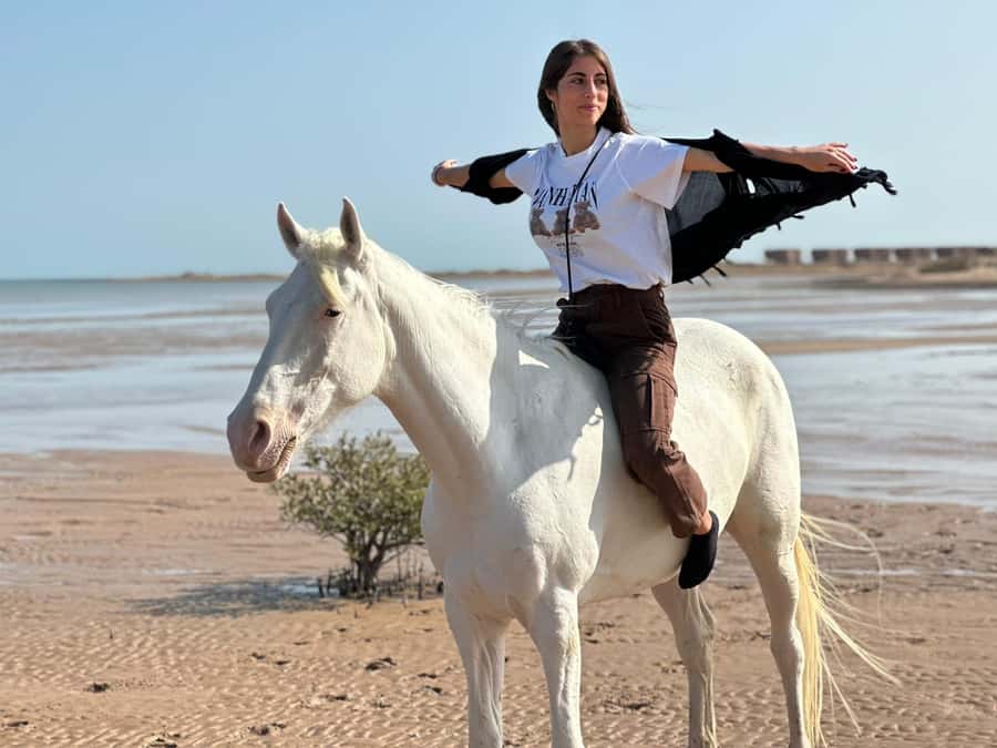 Hurghada: Sea & Desert Horse Riding tour/w Swimming&Transfer - Price and value: why $17 can actually make sense