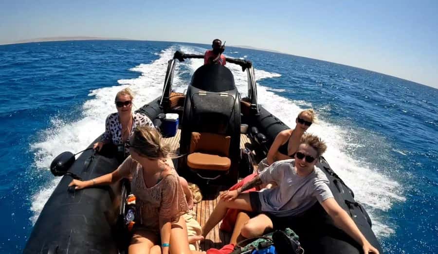 Hurghada: White Island Speedboat Tour, Snorkeling, & Lunch - Hurghada to White Island: what the day feels like