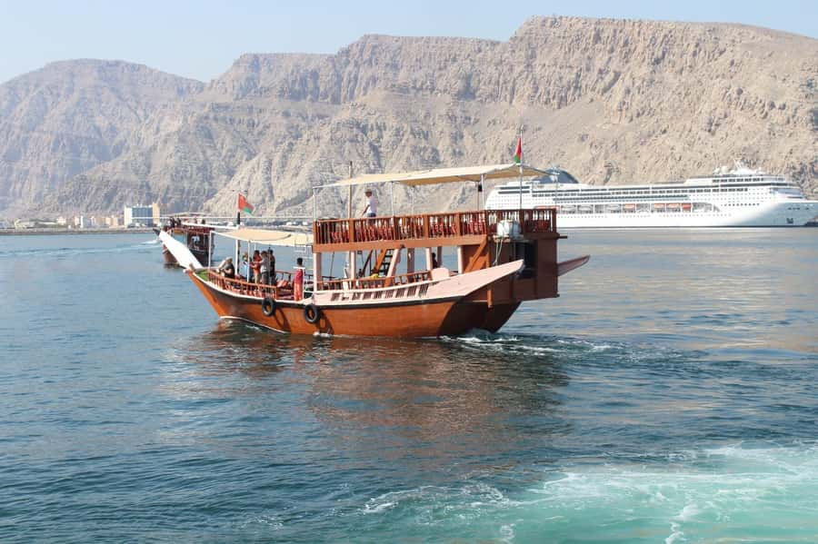 Khasab: Half-Day Dhow Cruise, Dolphin Watching, & Snorkeling - On Board: The Crew Style That Makes It Feel Good