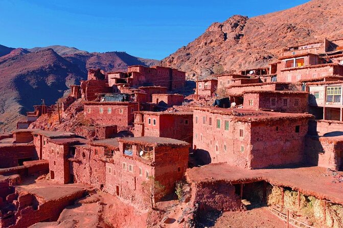 Lunch in the High Atlas: Ourika Valley Waterfalls & 3 Valleys - Camel ride and camp details: what to wear and what to expect on the ground