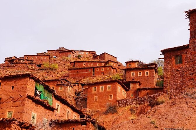 Lunch in the High Atlas: Ourika Valley Waterfalls & 3 Valleys - Campfire music, dancing, and the fire show: fun when you’re ready to wait