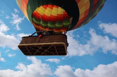 Luxor: Deluxe Sunrise Hot Air Balloon - The Pre-Flight Routine: Safety Briefing, Crew, and Tea