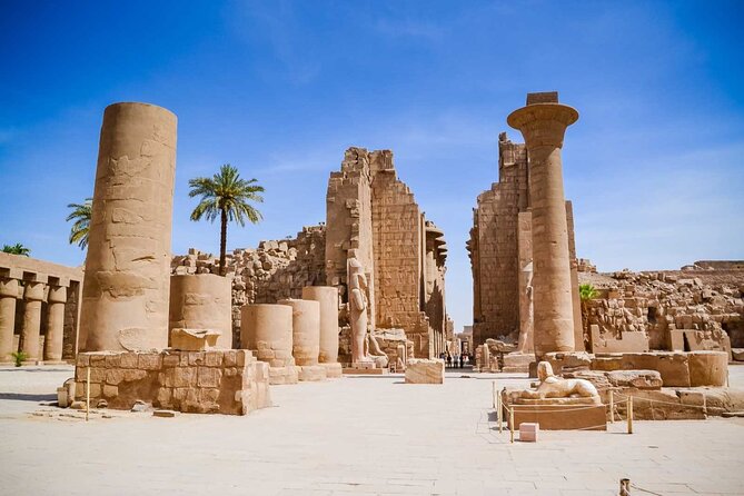 Luxor : Full Day Tour to Luxor West and East Banks & Lunch - Small-group vibe: van comfort and guide styles