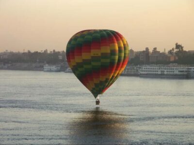 Luxor: Hot Air Balloon Ride over the Valley of the Kings - From Basket Inflation to Lift-Off: How the Morning Unfolds