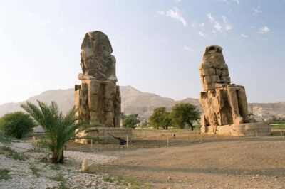 Luxor: Private Full-Day Luxor Highlights Tour with Pickup - Pickup and the Air-Conditioned Transport Advantage