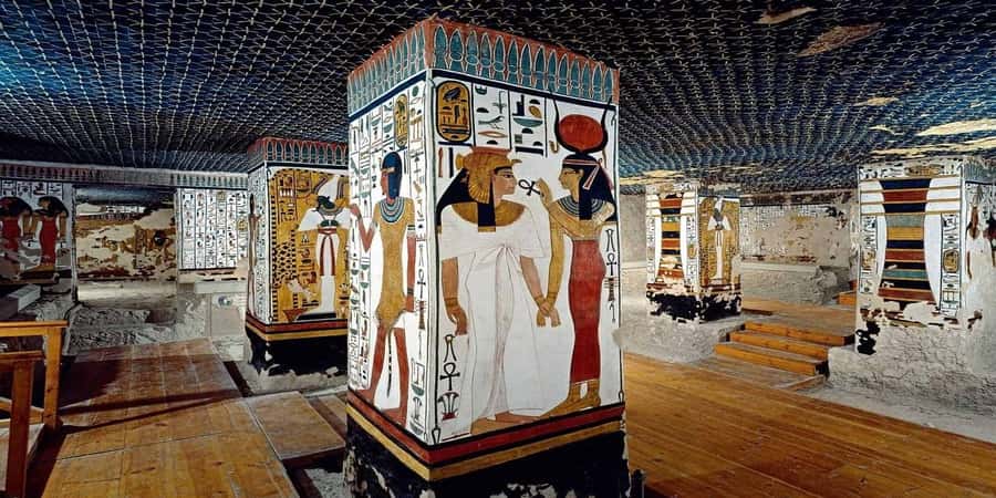 Luxor: Valley of the Kings and Queens Guided Tour with Lunch - Transport, Timing, and How the Day Stays Manageable