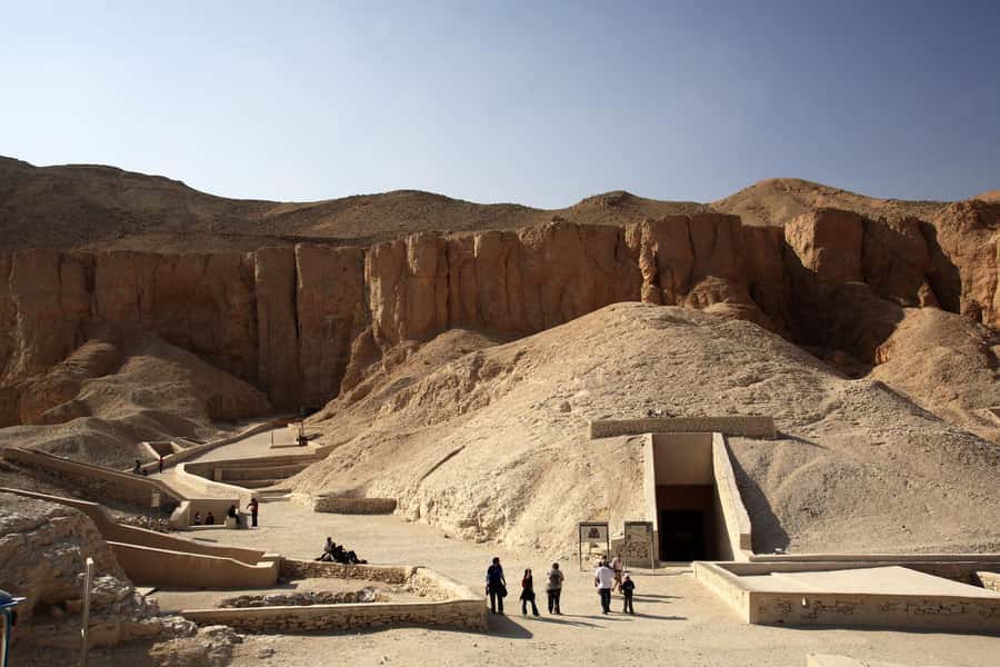 Makadi Bay: Luxor Highlights & King Tut Tomb Full-Day Tour - Valley of the Kings and the Tomb of Tutankhamun: What You’ll Actually See