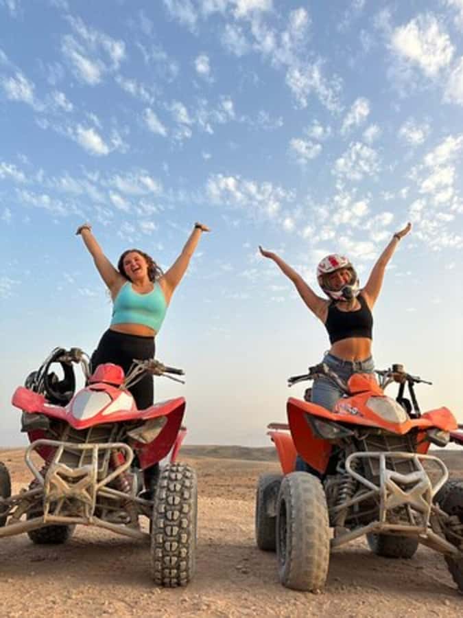 Marrakech: Agafay Desert Quad Biking with Dinner Show - Dinner Under the Stars at Sous les étoiles Camp: What the Evening Feels Like