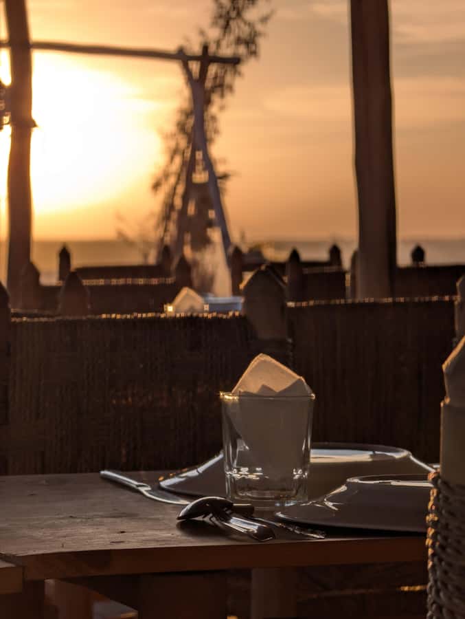 Marrakech: Agafay Desert Quad & Camel Rides, Dinner & Show - Tips That Make the Evening Way Easier