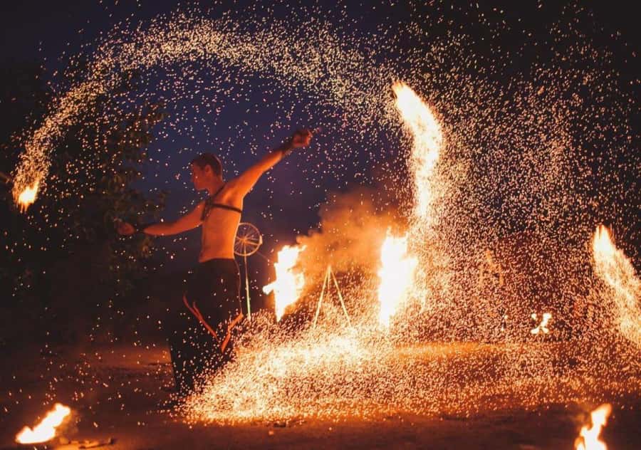Marrakech: Agafay Dinner Show with Quad/Camel Ride and Pool - The camp arrival: Moroccan tea and pastries first