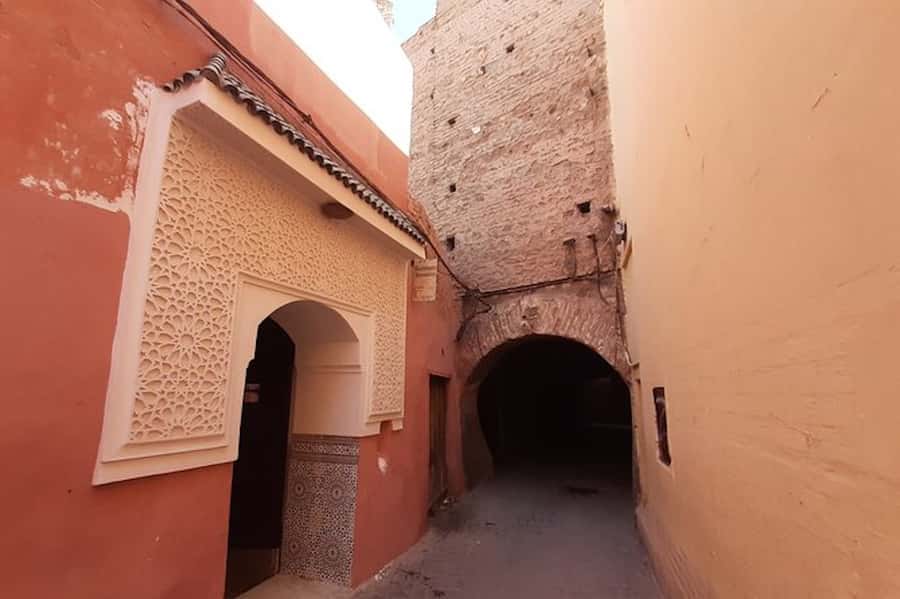 Marrakech: Authentic Moroccan Hammam Experience in Mouassine - Why Hammam Mouassine feels real, not themed