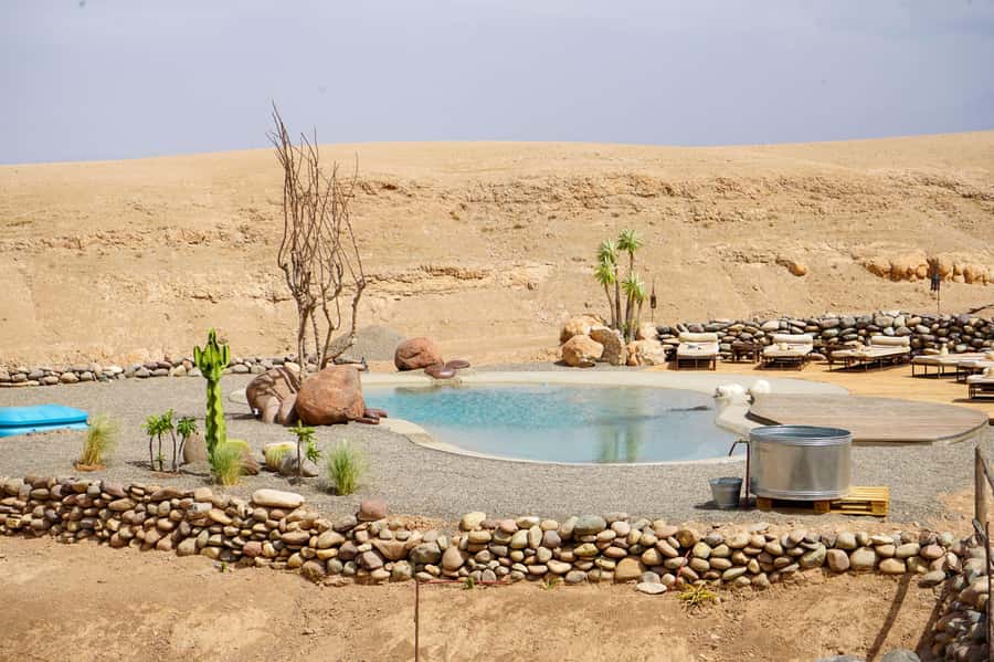 Marrakech: Day Pass in The Desert, swimming pool and lunch - Getting there smoothly: pickup and the 9:30 to 4:30 rhythm