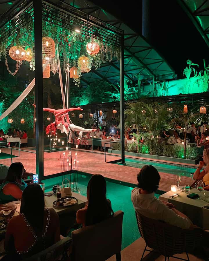 Marrakech : Dinner Show at Nouba Restaurant - The 3-course Moroccan menu and the fusion twist