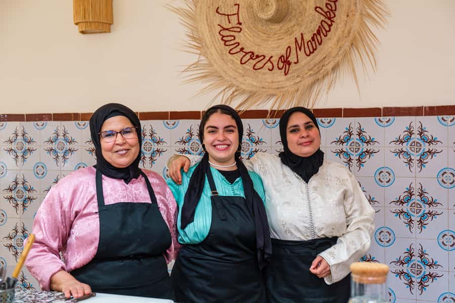 Marrakech: Moroccan Cooking Class with Market Visit and Meal - The morning souk visit: buying your tagine ingredients for real