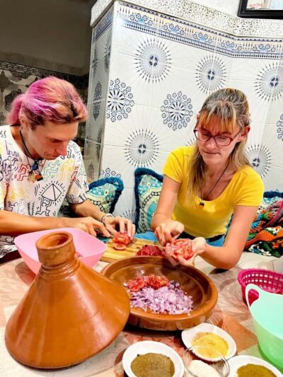 Marrakech: Moroccan Cuisine Cooking Class in Local Home - What you cook in 3 hours: bread, tagines, salads, zaalouk, dessert