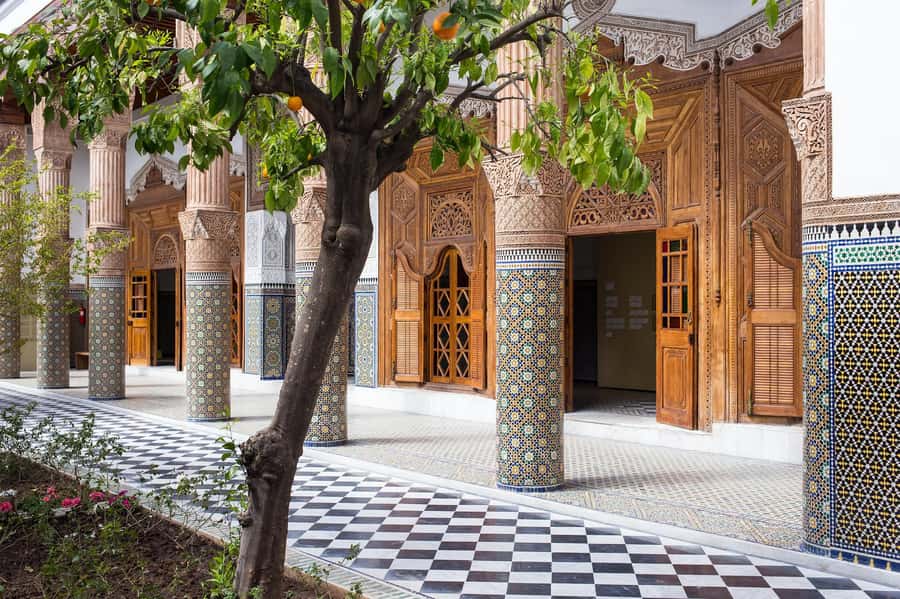 Marrakech: Palace, Museum, Madrasa & Medina Highlights Tour - Where You Meet: Café de France at Jemaa el-Fna