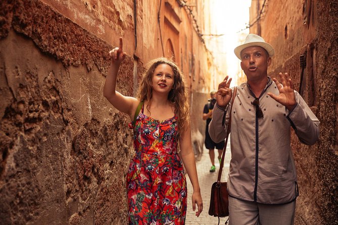 Marrakech PRIVATE TOUR With Locals: Highlights & Hidden Gems - Why this private Marrakech medina walk works better