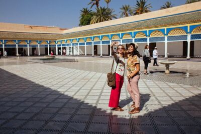 Marrakech PRIVATE TOUR With Locals: Highlights & Hidden Gems - Starting at Jemaa el-Fna: your orientation moment