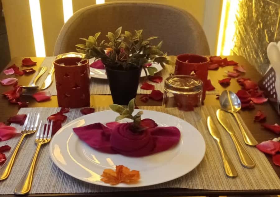 Marrakech: Romantic Spa Experience with Dinner - From Your Riad to the Hammam: Easy Pickup and Small-Group Pace