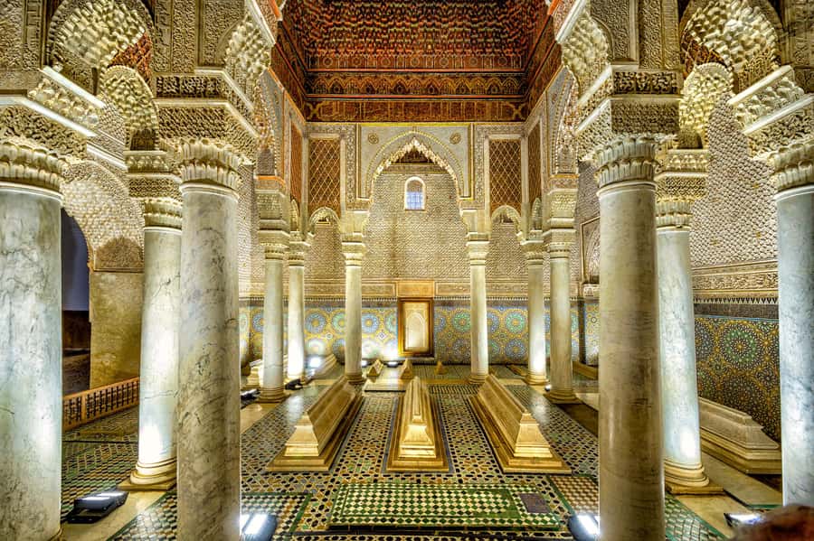 Marrakech: Saadian Tombs, Bahia Palace, Medina and Souk Tour - Meeting at Café ARGANA: the fastest way to start Marrakech