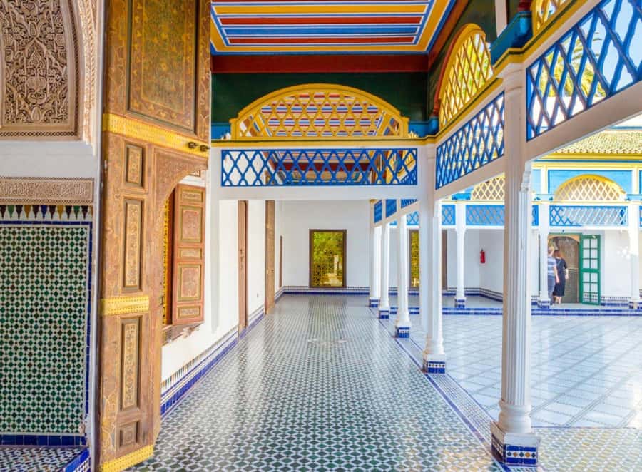 Marrakech: Saadian Tombs, Bahia Palace, Medina and Souk Tour - Bahia Palace: court-life stories inside Andalusian-inspired rooms and gardens