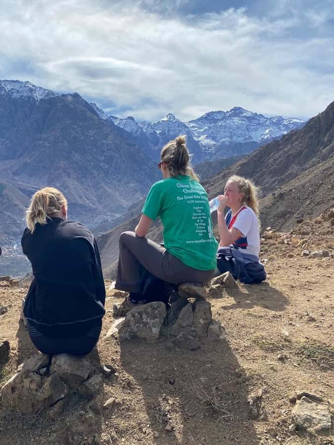 Marrakech: Tedli Summit Atlas Mountains Day Hike & Lunch - Lunch at a mountain viewpoint and the Harira/Bissara finish