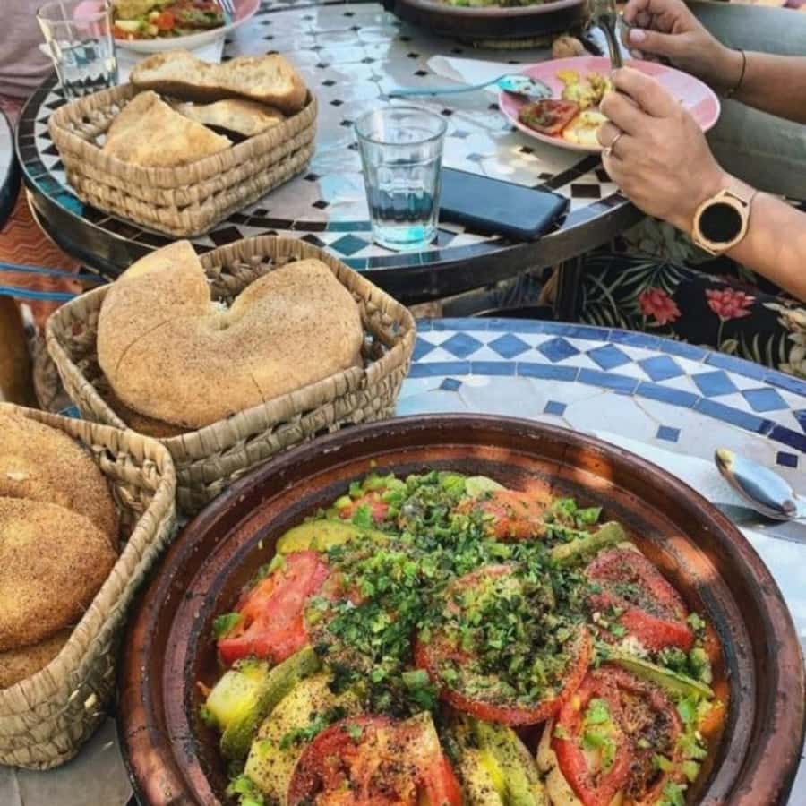 Marrakech: Tedli Summit Atlas Mountains Day Hike & Lunch - Imlil waterfall time: why the free hour matters