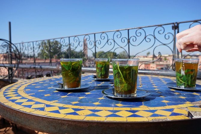 Marrakech Tour: Tajine Cookery Class Experience - Lunch in the riad courtyard: eating is part of learning
