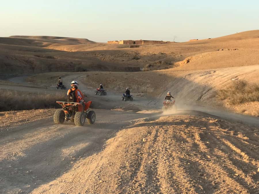 Marrakesh: Agafay Desert Quad & Camel Tour with Dinner - What to Pack: Shoes, Layers, Water, and Dust Control