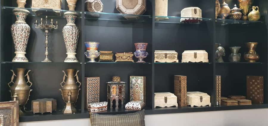 Marrakesh: Guided Souk Shopping Tour with a Local Guide - What to bring so the tour feels good, not exhausting