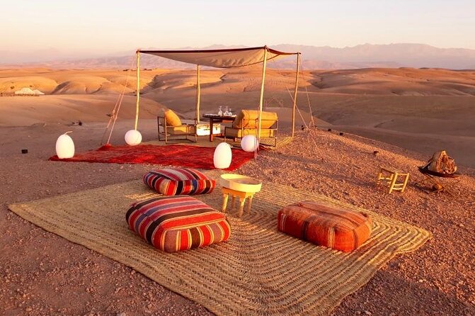 Marrakesh: Sunset Dinner in Agafay Desert with Show & Transfers - Hotel Pickup, Timing, and How the Evening Flows