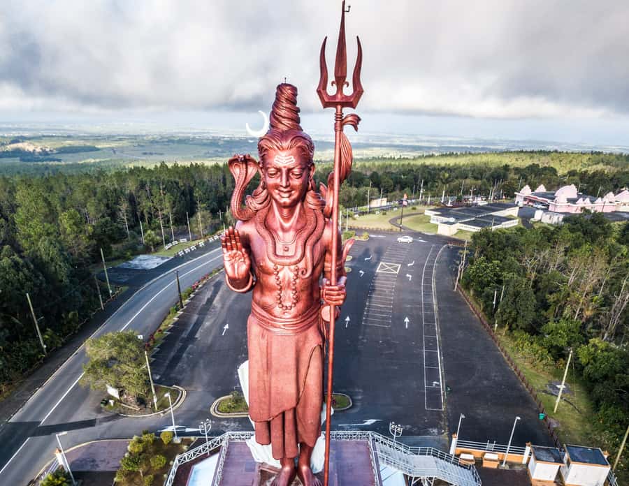 Mauritius: Exclusive South West Tour - Trou aux Cerfs to Floreal-Curepipe: crater views plus a quick taste of local life